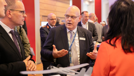 Exchange between Aerodata and Minister Tonne
