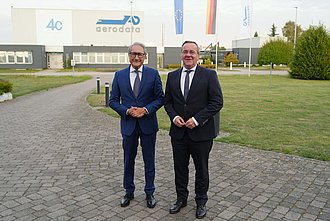 Photo of Neset Tükenmez and Boris Pistorius